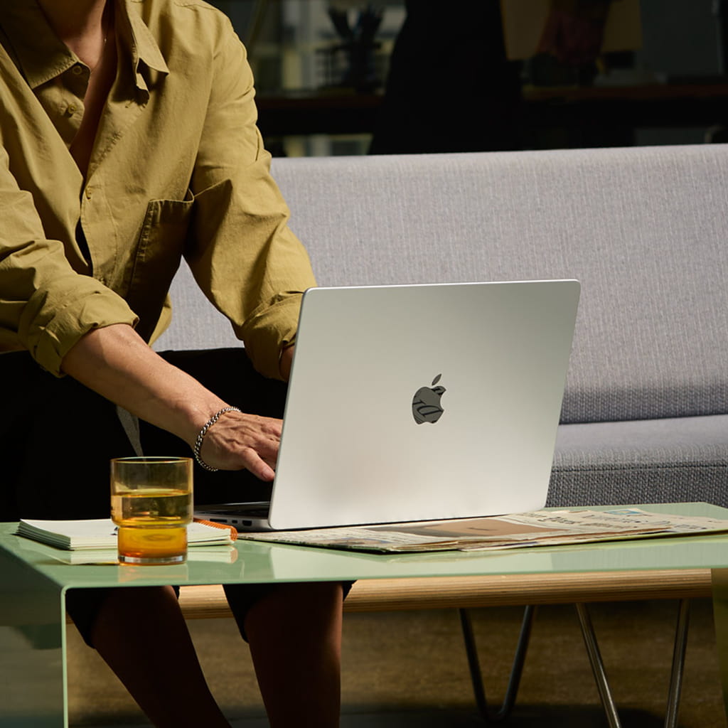 Стало известно на сколько увеличился аккумулятор MacBook Pro M4